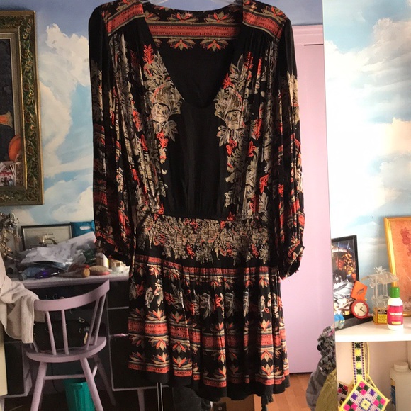 Stylish top - Picture 1 of 1